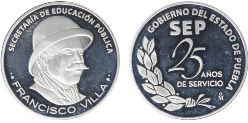 FRANCISCO VILLA 25 AÑOS DE SERVICIO SEP